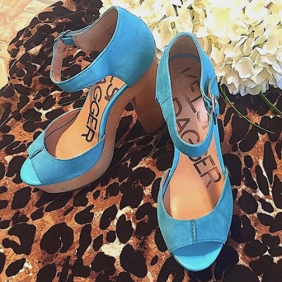 🦋Kelsi Dagger Turquoise Suede Platform (7)🦋 - Picture 1 of 15